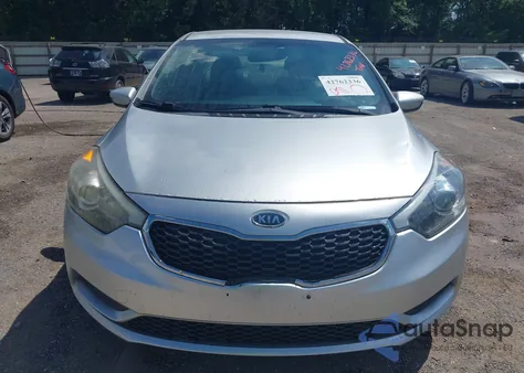 2014 Kia Forte Lx z USA, uszkodzony, nr VIN KNAFK4A64E5067478
